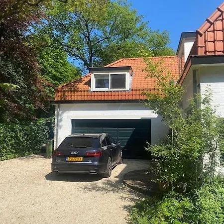 Villa Modern Forest - Q4 24 Long Term Available Naarden